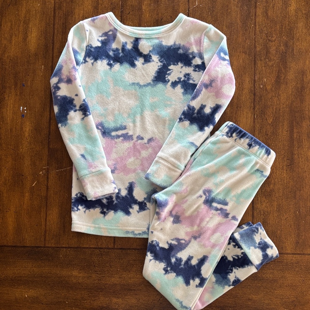 Cat & Jack Multicolor Tie-Dye Pajama Set. Size 4T. So Soft